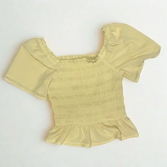 Heatherly Woman's Gale Yellow Smocked Cropped Blouse Short Sleeve Size Small - Picture 3 of 7